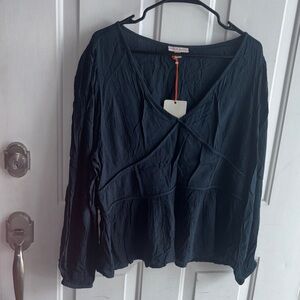 Elegant Dark Green Women's Top